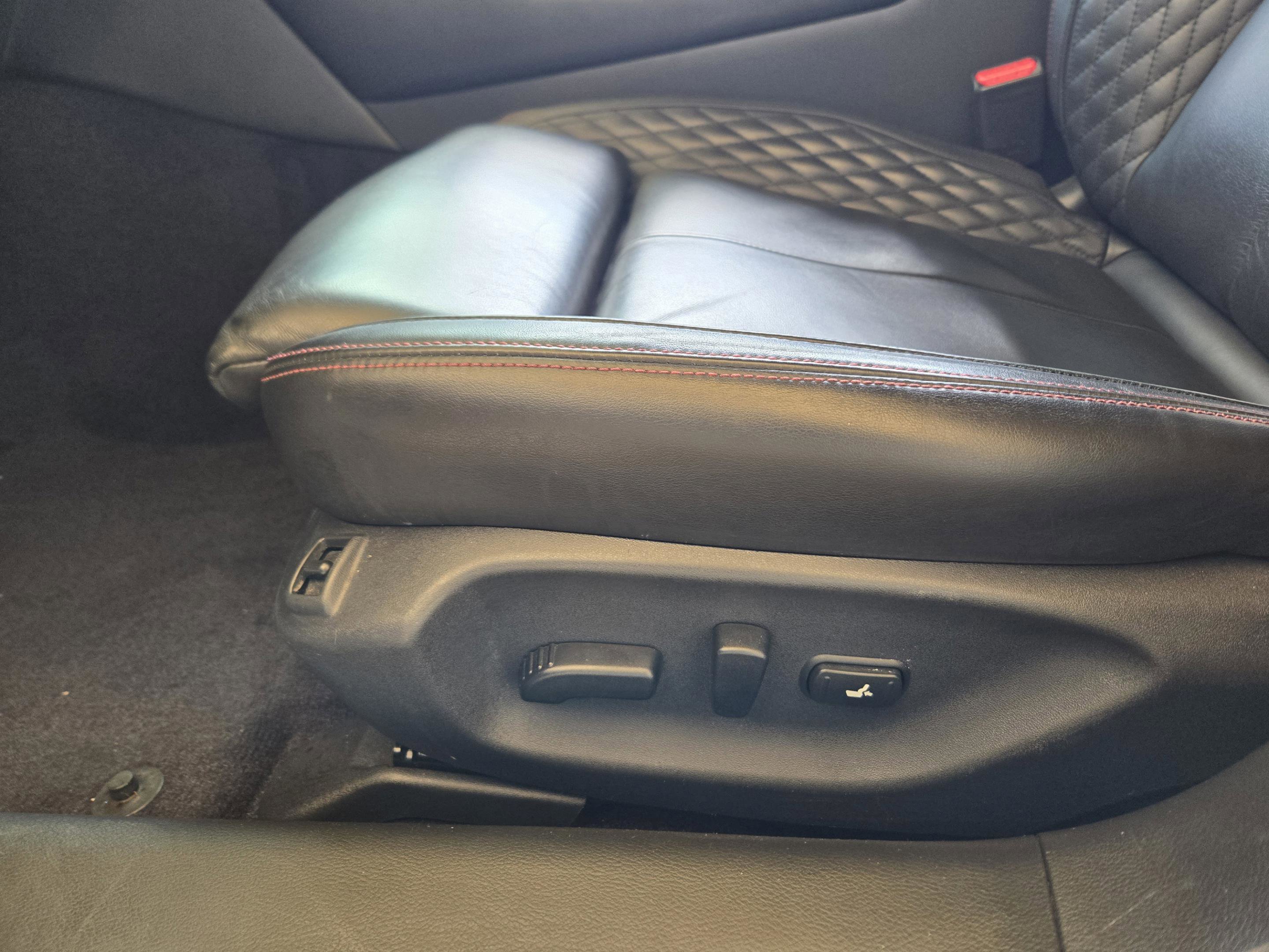 Used 2018 INFINITI Q50 Red Sport 400 w/ Sensory Package (Sport) image 39