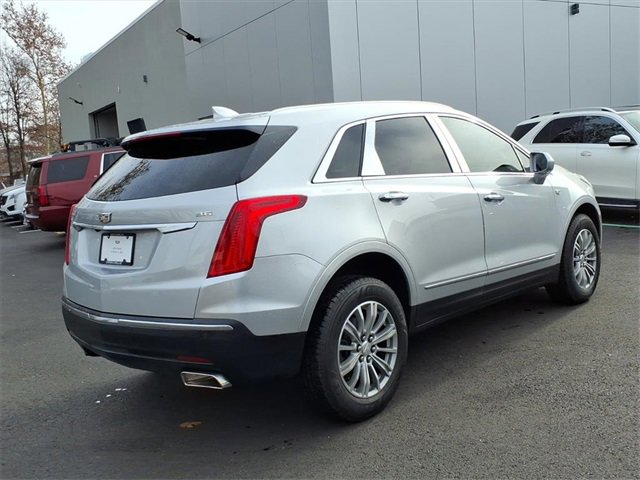 Used 2017 Cadillac XT5 Luxury w/ LPO, Wheel Lock Package image 5