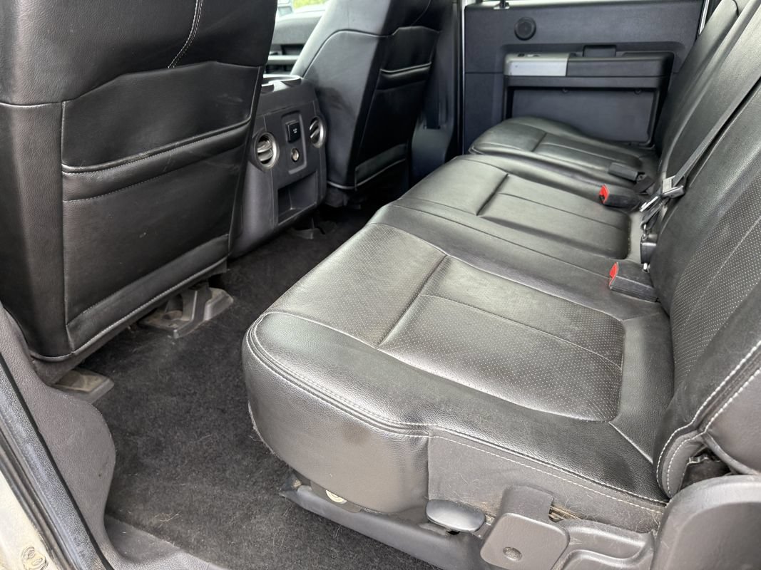 Used 2014 Ford F350 Lariat w/ Lariat Chrome Package AWD/4WD image 27