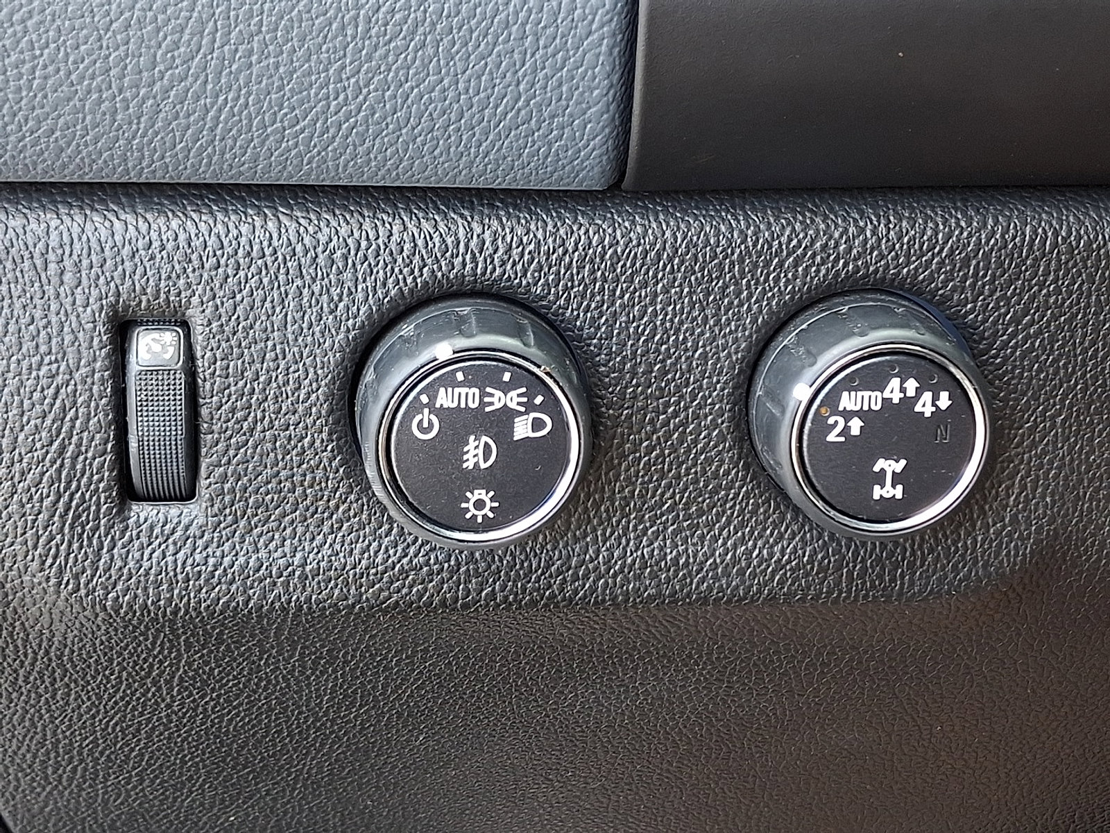 Used 2017 Chevrolet Colorado Z71 image 25