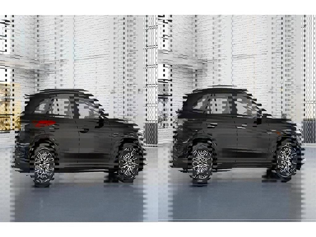 New 2026 Mercedes-Benz GLC 43 AMG 4MATIC image 17