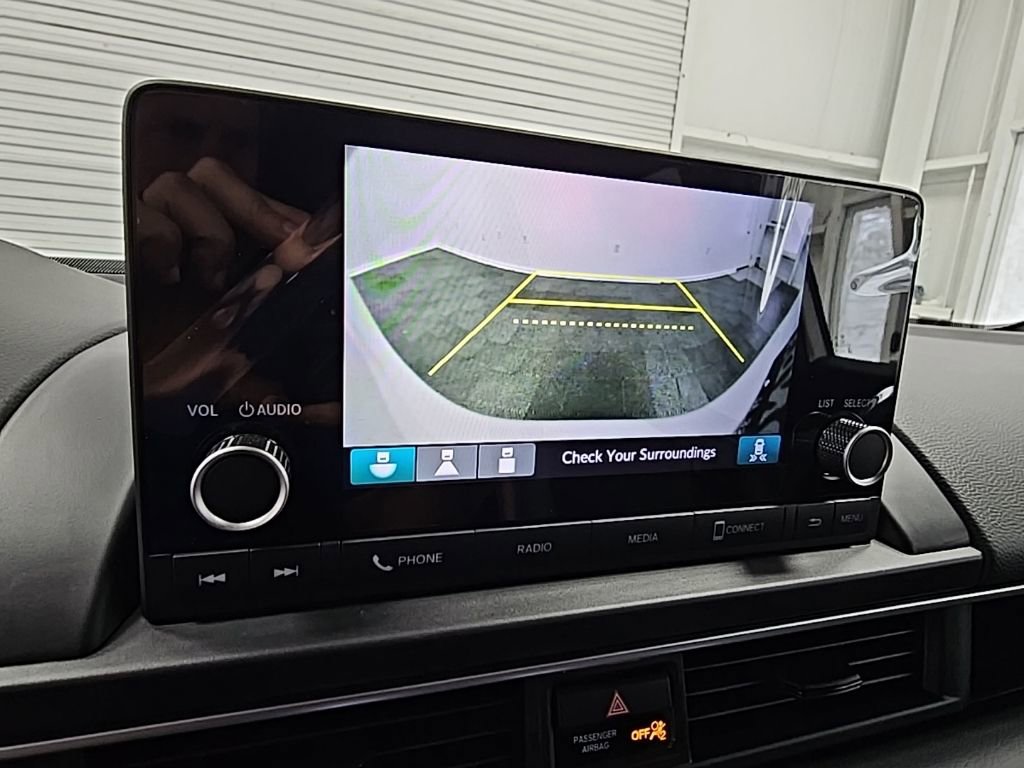 New 2025 Honda Pilot Sport image 15