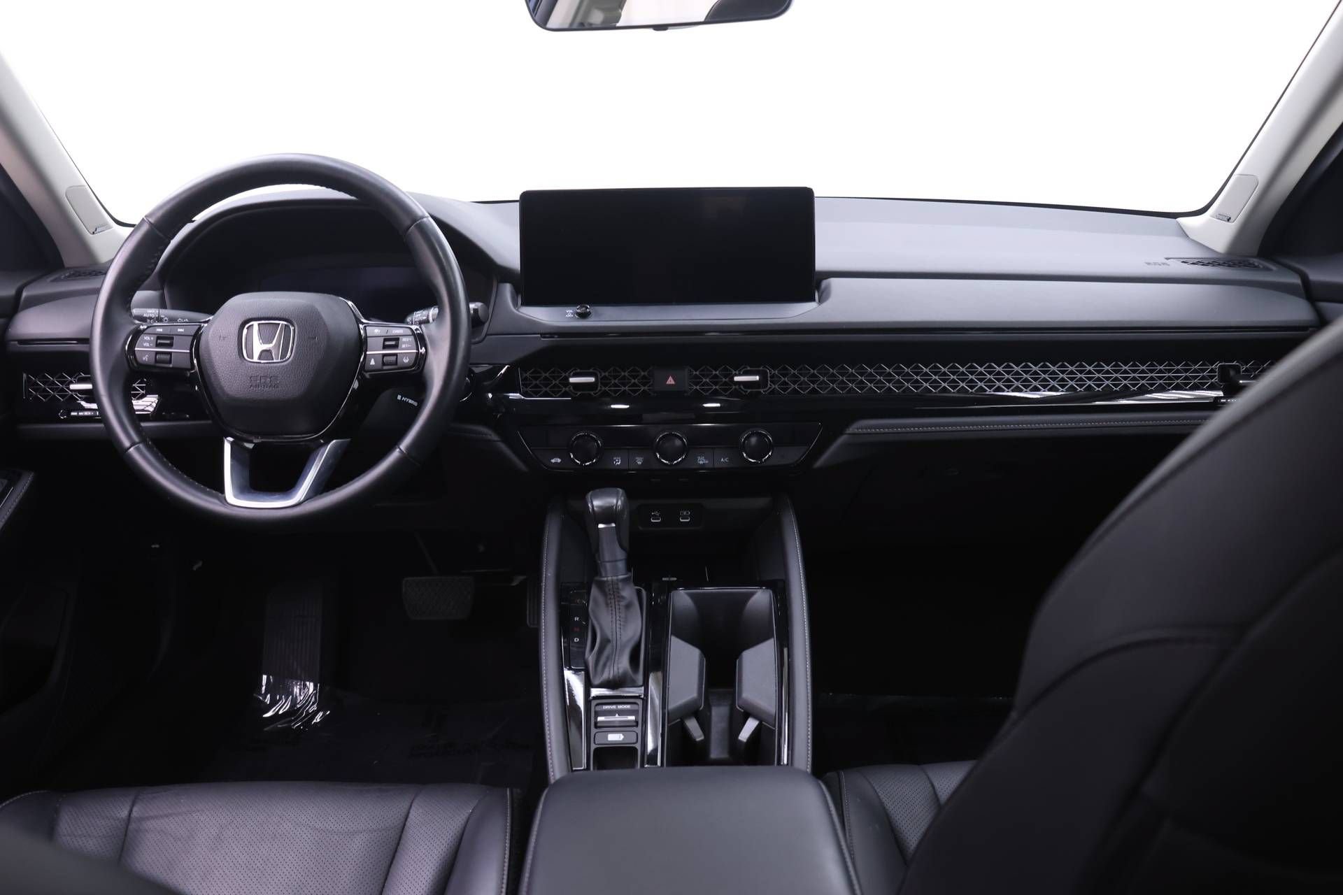 Certified 2024 Honda Accord Touring image 5