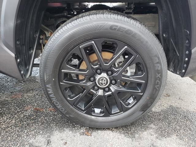Used 2024 Toyota Tundra Limited image 20
