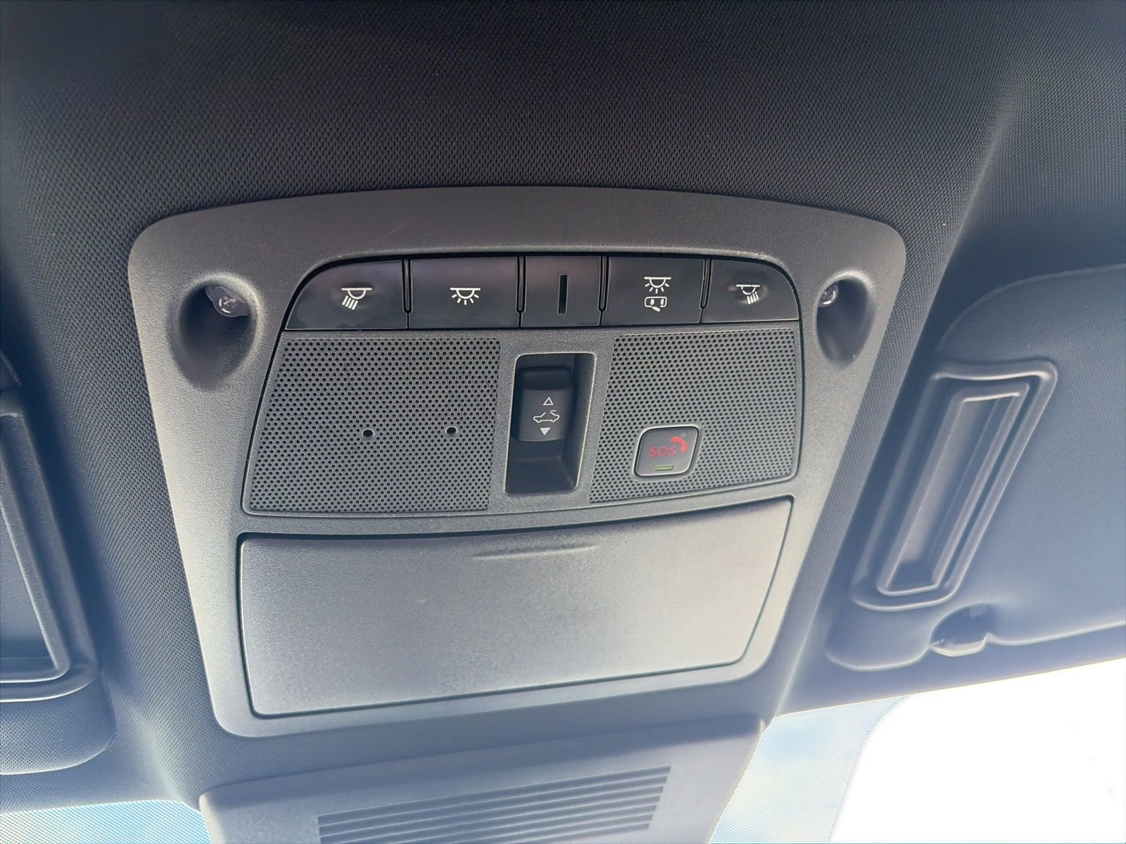 Used 2023 Nissan Armada Platinum w/ Captain's Chairs Package image 23