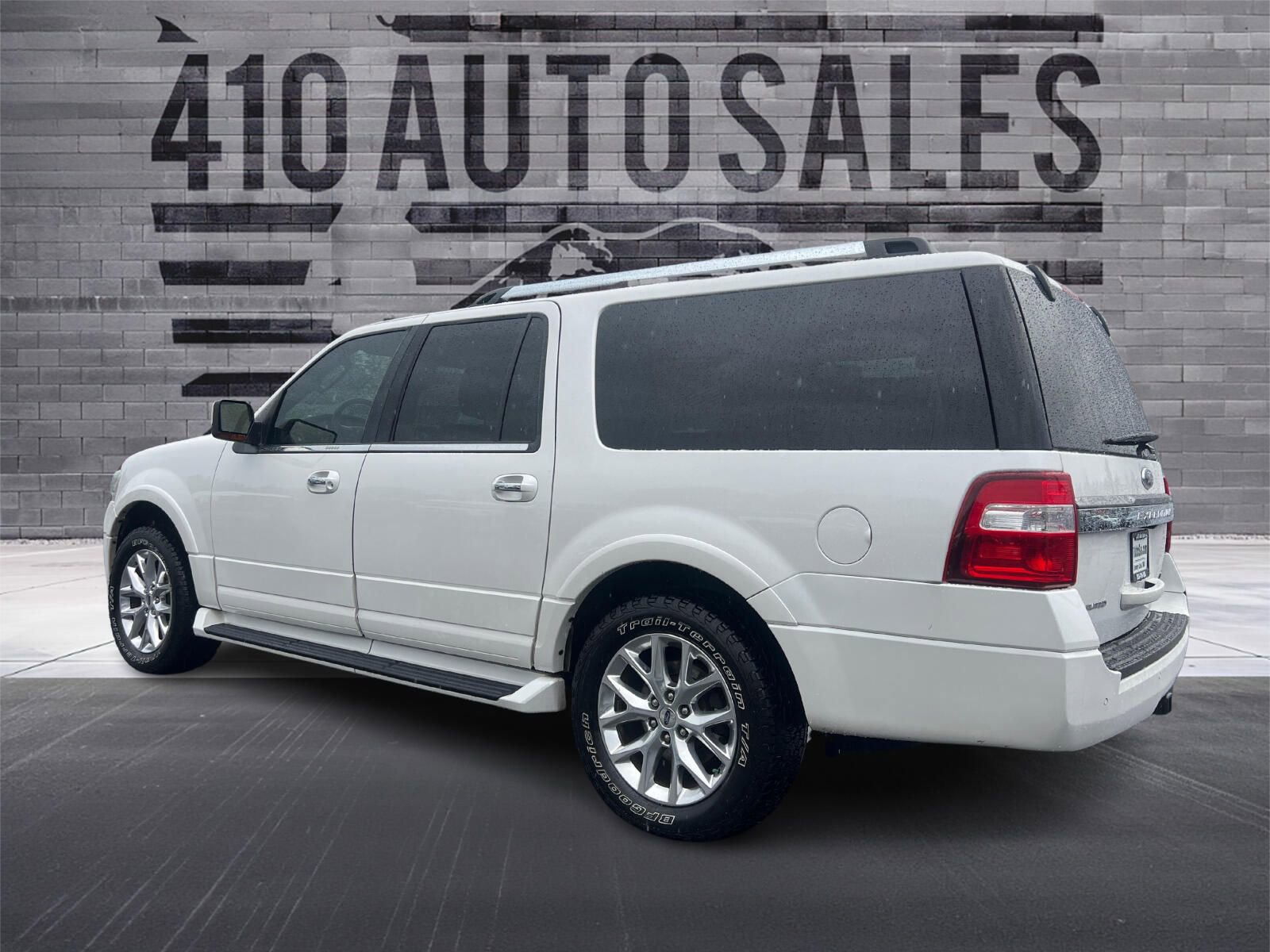 Used 2016 Ford Expedition EL Limited image 8