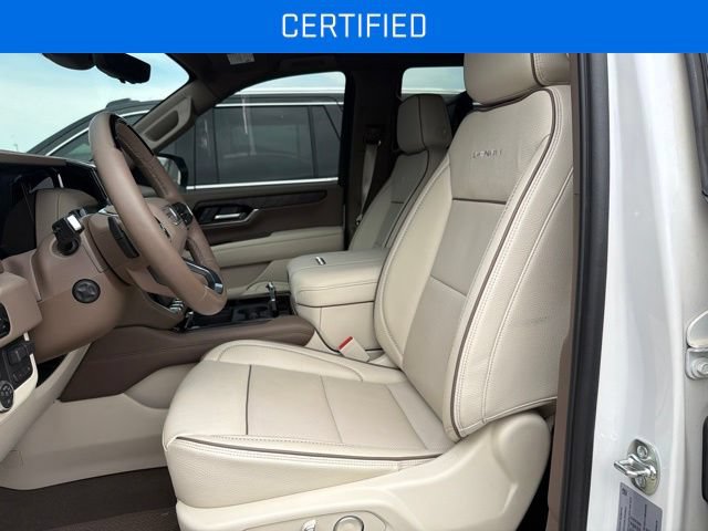 Certified 2025 GMC Yukon Denali w/ Denali Reserve Package AWD/4WD image 5