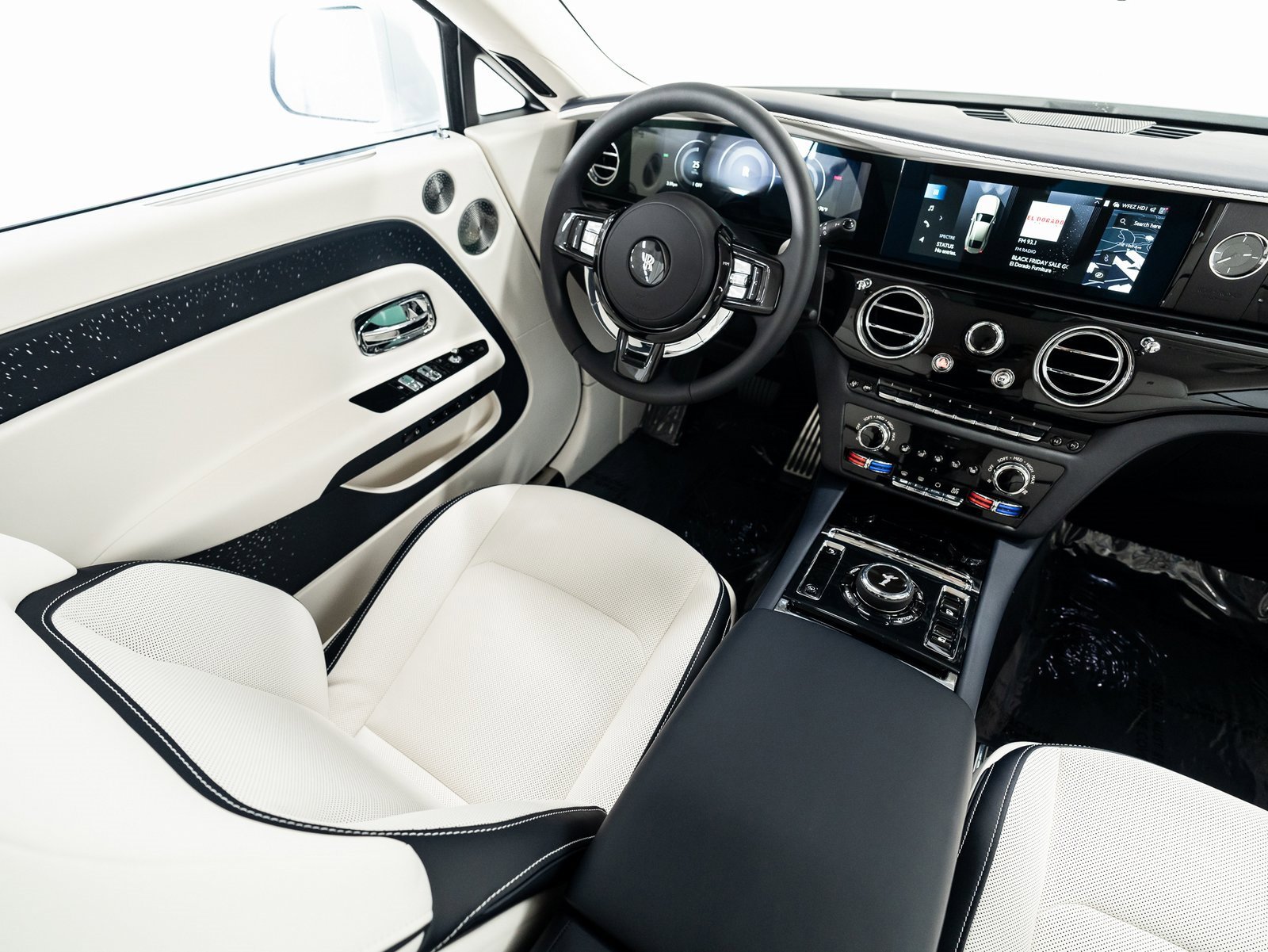 Used 2025 Rolls-Royce Spectre w/ Spectre Launch Package image 24