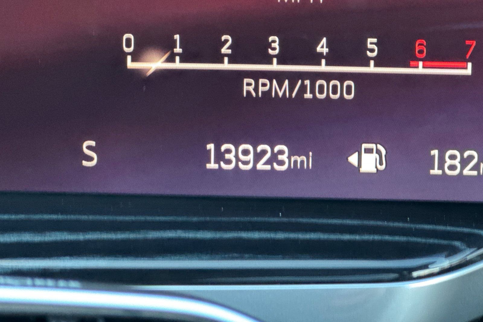 Certified 2025 Cadillac Escalade Sport w/ Touring Package image 32