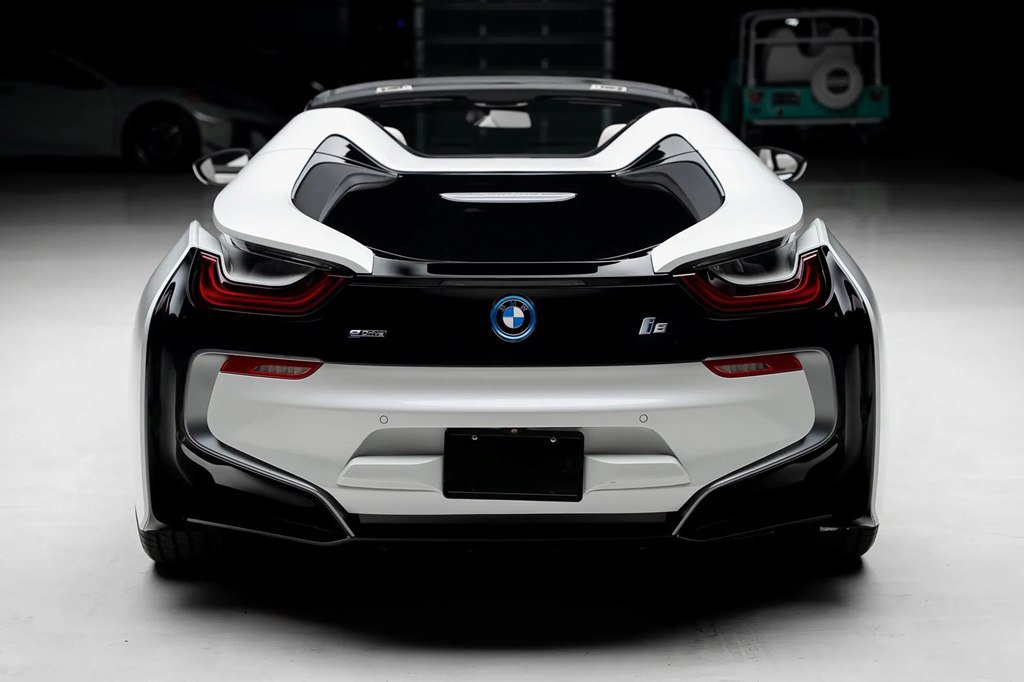 Used 2019 BMW i8 Roadster AWD/4WD image 27