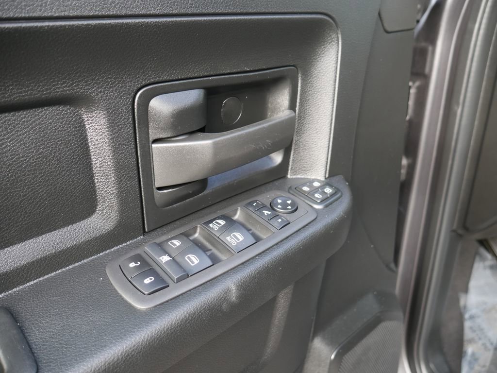 Certified 2024 RAM 3500 Tradesman w/ Chrome Appearance Group image 28