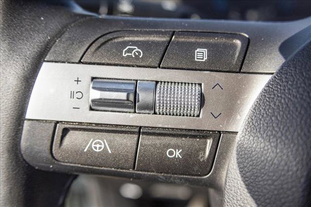 Used 2024 Hyundai Kona SEL image 14