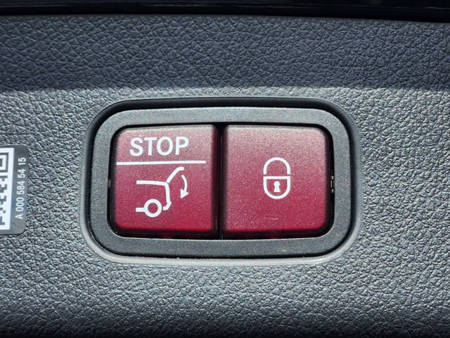 Certified 2026 Mercedes-Benz GLC 300 4MATIC image 18