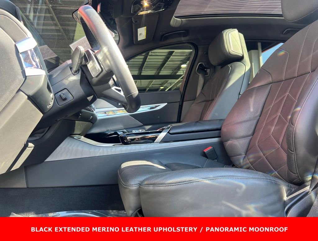 Used 2023 BMW i7 xDrive60 AWD/4WD image 5