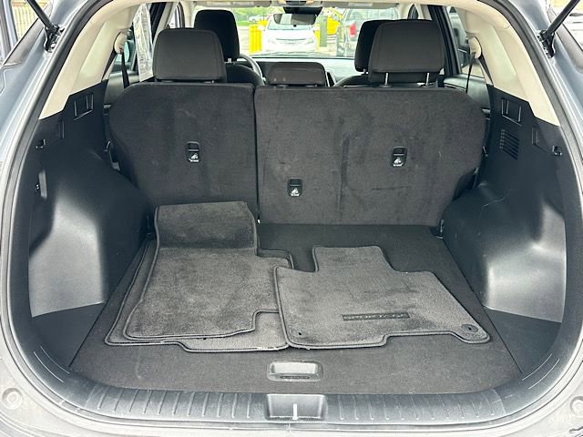 Used 2025 Kia Sportage LX FWD image 15