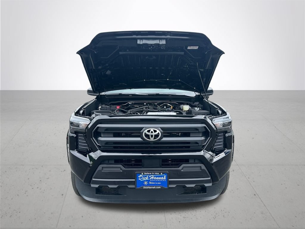Certified 2026 Toyota Tacoma SR w/ SR Upgrade Package AWD/4WD image 5