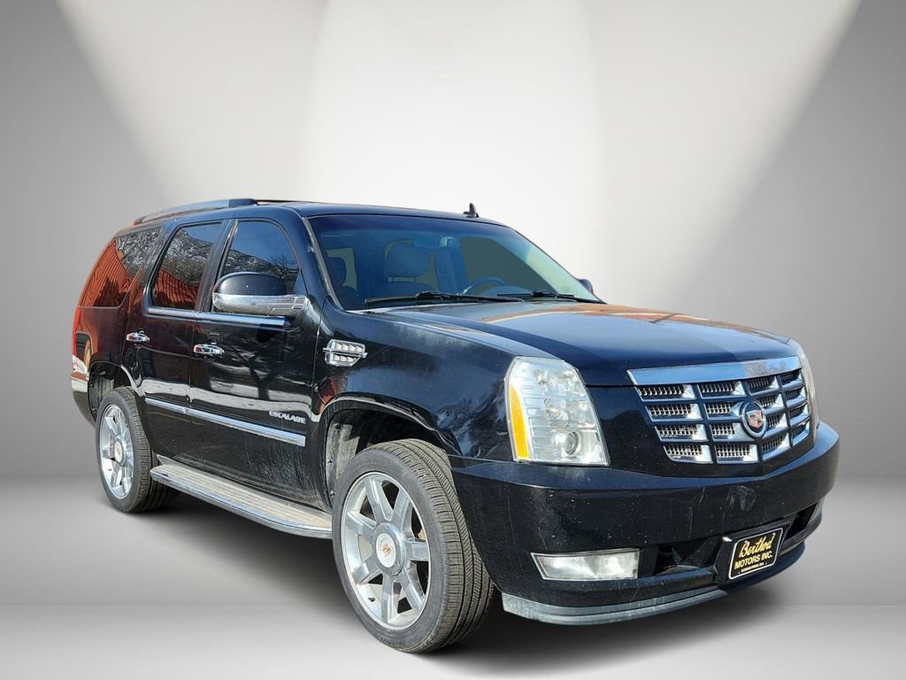 Used 2013 Cadillac Escalade Luxury image 1