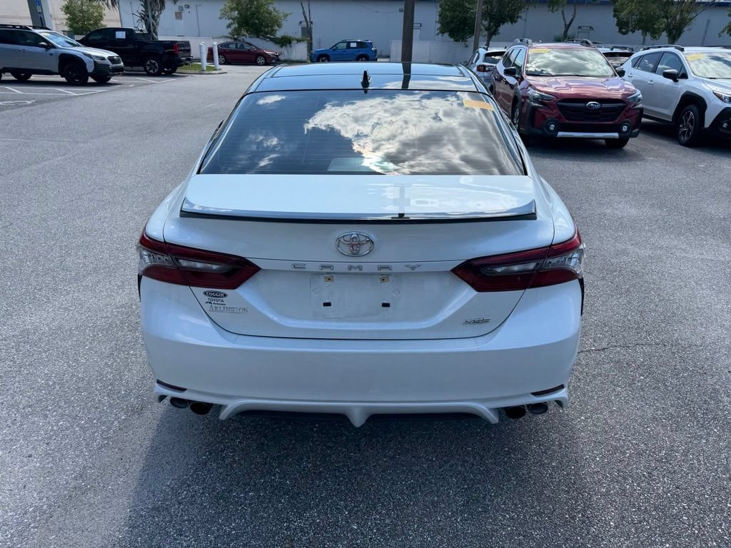 Used 2024 Toyota Camry XSE FWD image 5