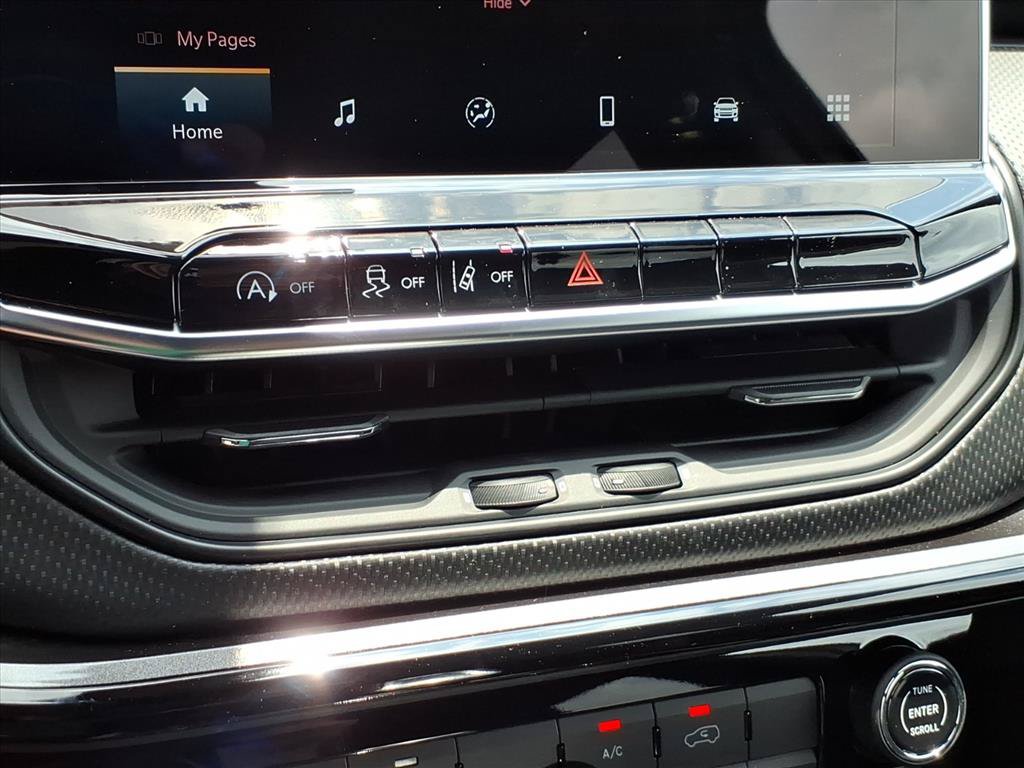 New 2026 Jeep Compass Latitude AWD/4WD image 31