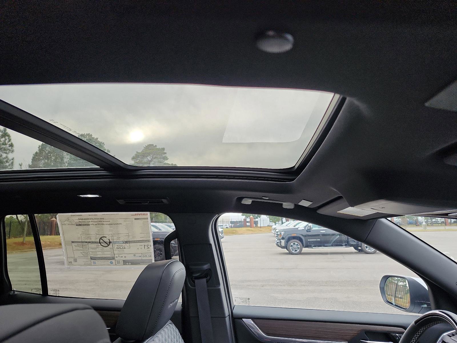 New 2026 GMC Acadia Denali w/ Super Cruise Package image 8