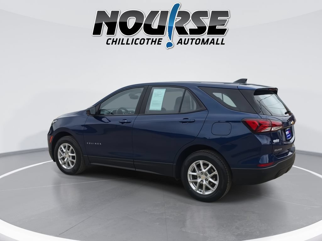 Used 2023 Chevrolet Equinox LS AWD/4WD image 6