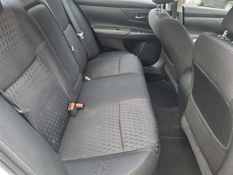 Used 2016 Nissan Altima 2.5 S w/ Power Driver Seat Package image 11