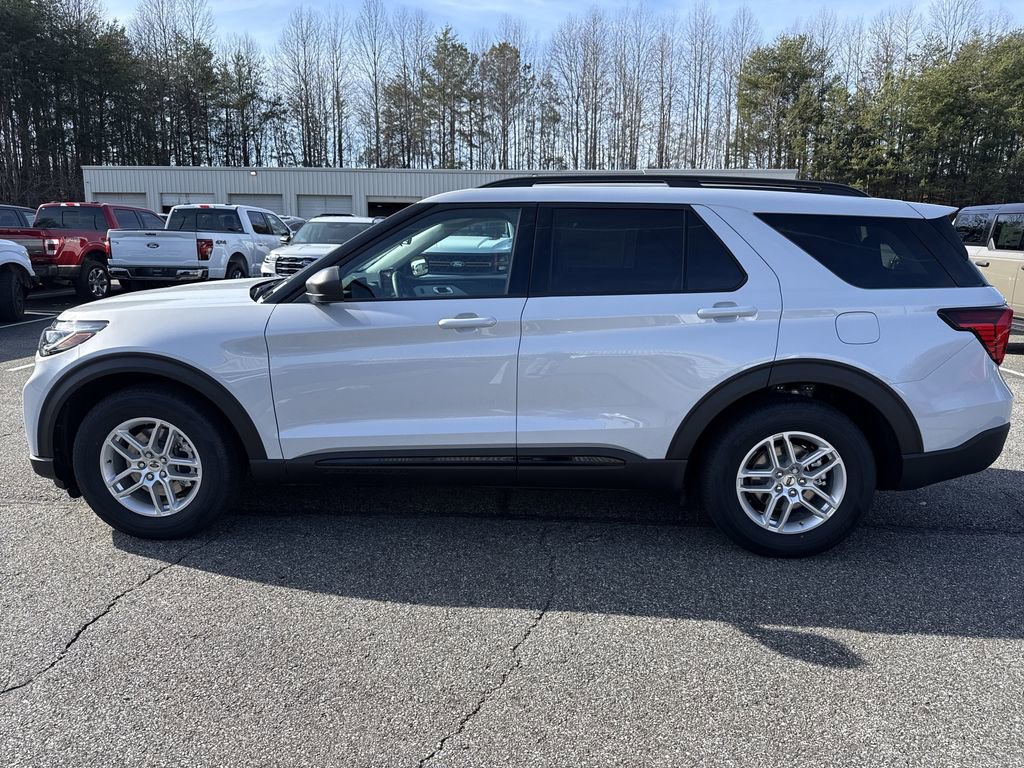 New 2026 Ford Explorer Active w/ Active Comfort Package image 4