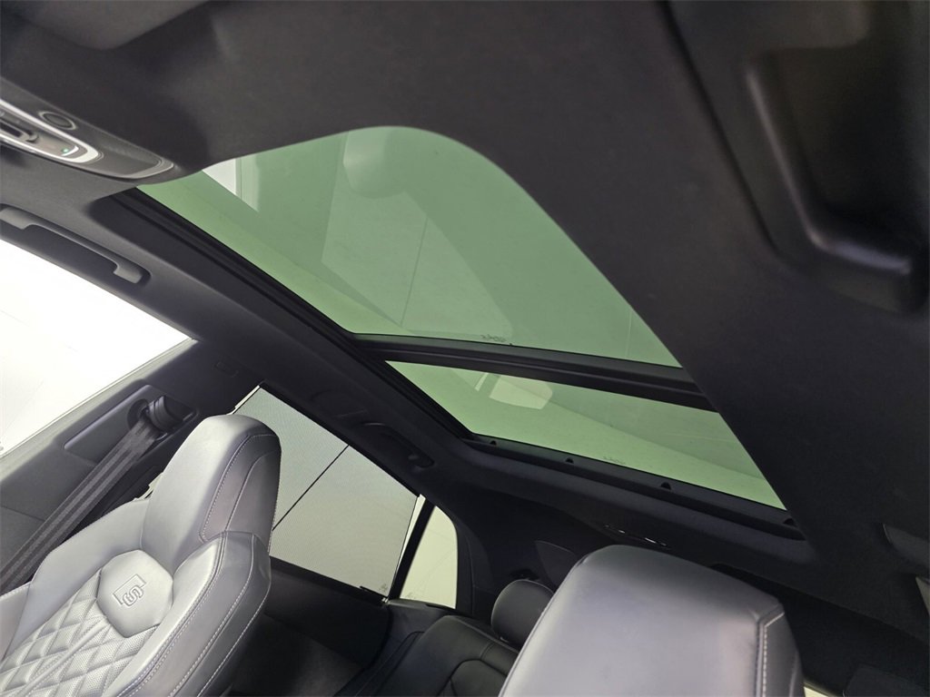 Used 2021 Audi SQ8 Prestige image 12