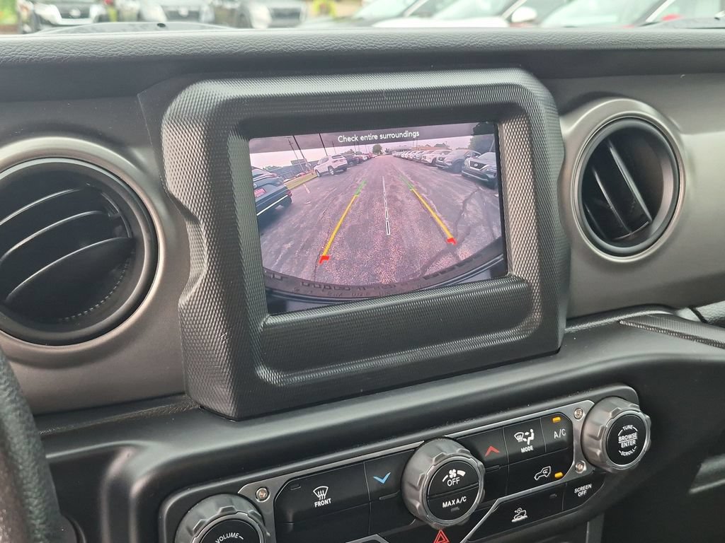 Used 2022 Jeep Wrangler Unlimited Sport AWD/4WD image 16