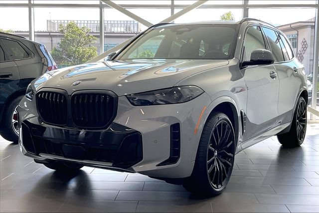 New 2026 BMW X5 sDrive40i w/ M Sport Package