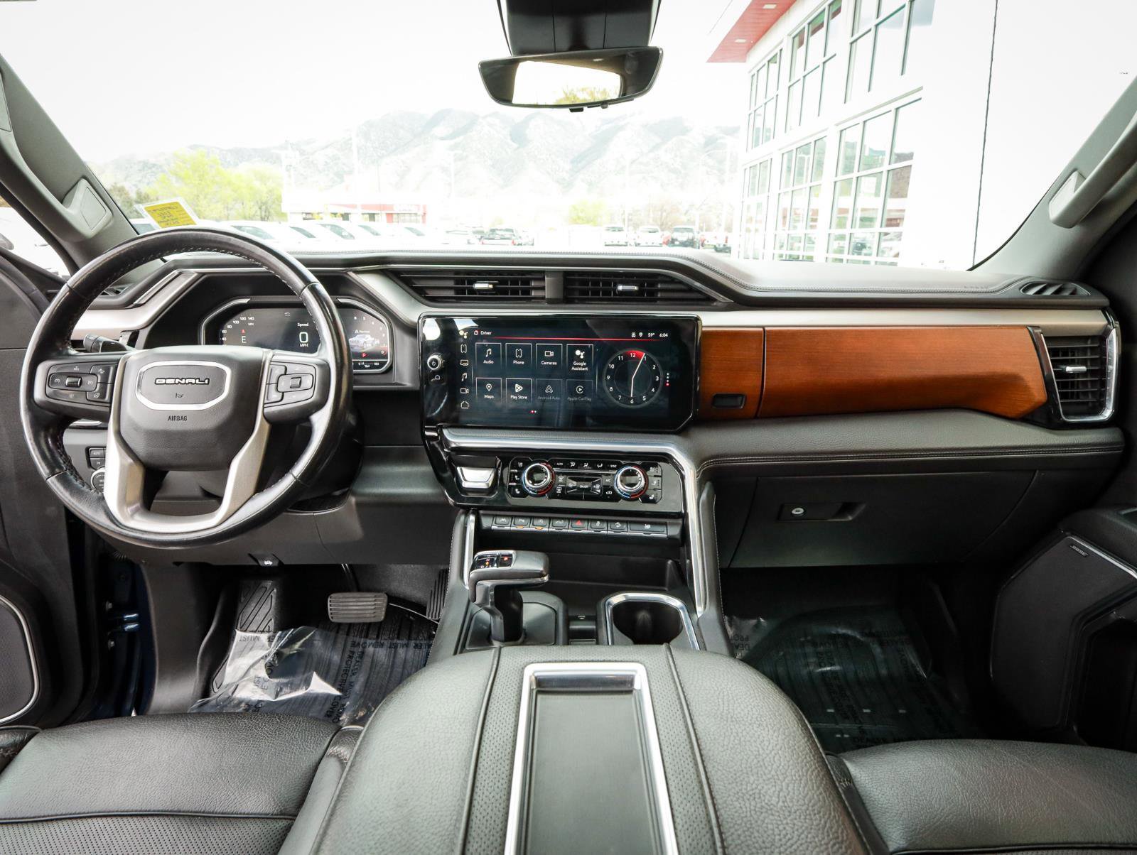 Used 2022 GMC Sierra 1500 Denali w/ Denali Reserve Package image 18