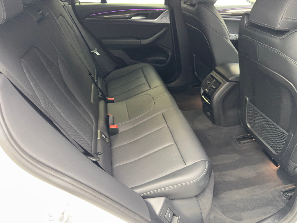 Used 2024 BMW X4 xDrive30i AWD/4WD image 41