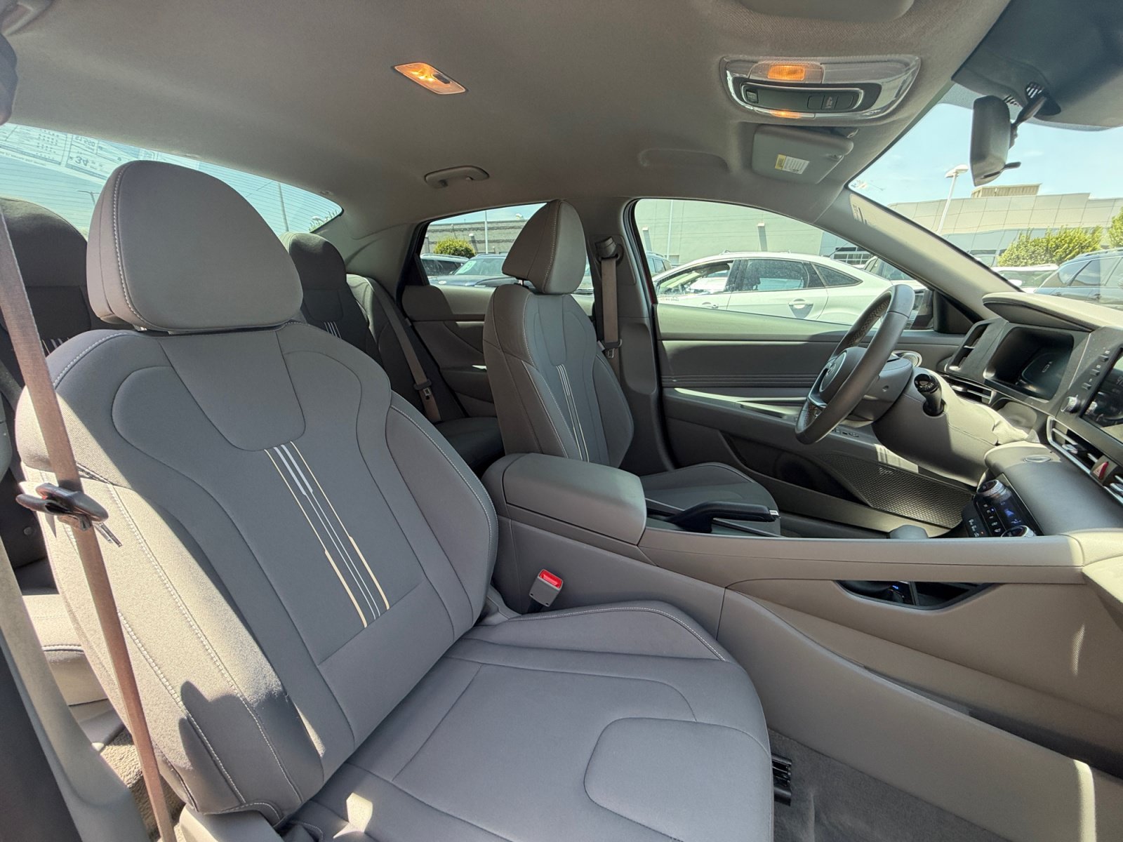 Certified 2025 Hyundai Elantra Sport FWD image 19