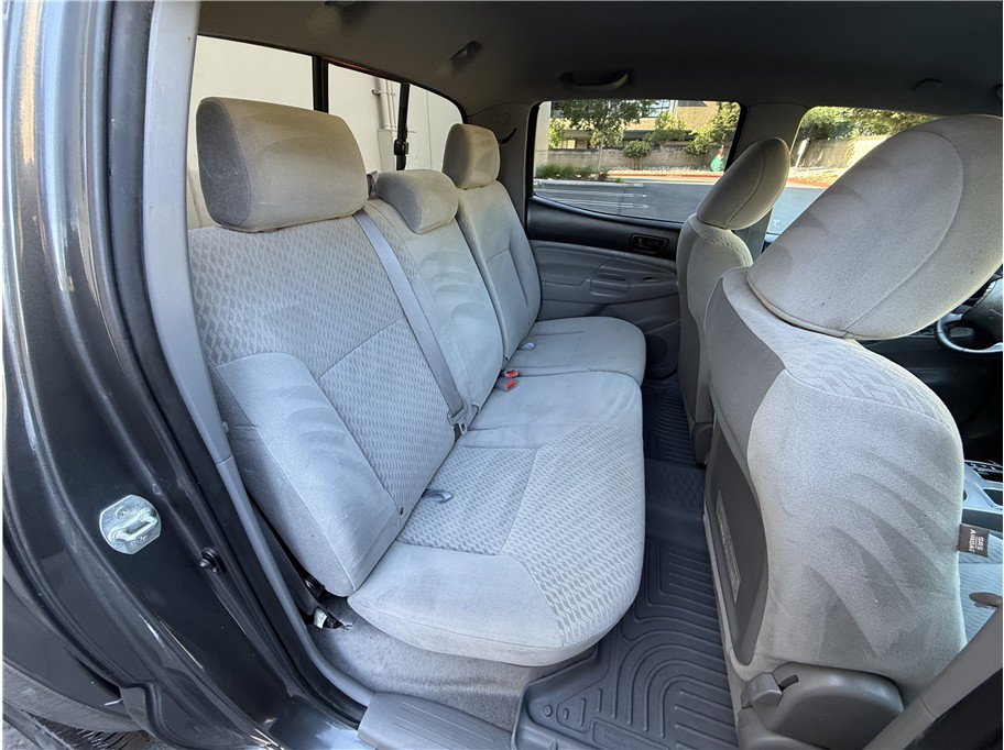 Used 2011 Toyota Tacoma PreRunner w/ SR5 Pkg #2 RWD image 20