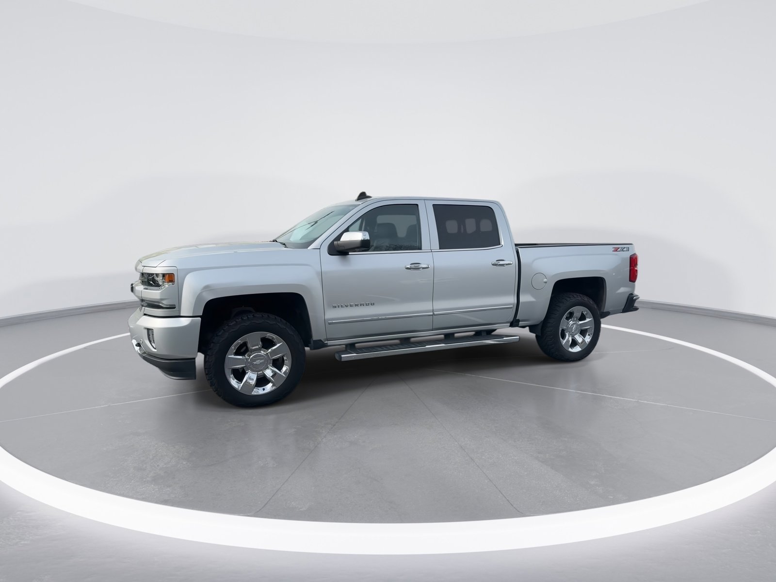 Used 2018 Chevrolet Silverado 1500 LTZ Z71 w/ LTZ Plus Package image 5