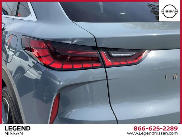 Used 2023 INFINITI QX55 Essential AWD/4WD image 11