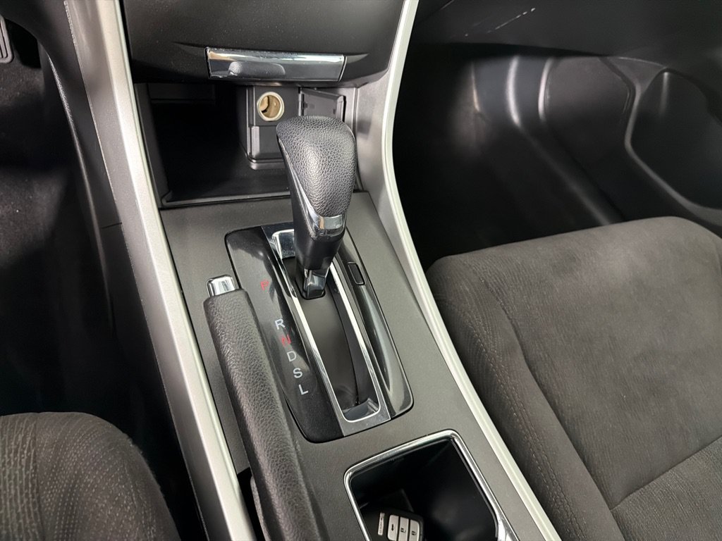 Used 2015 Honda Accord EX image 17