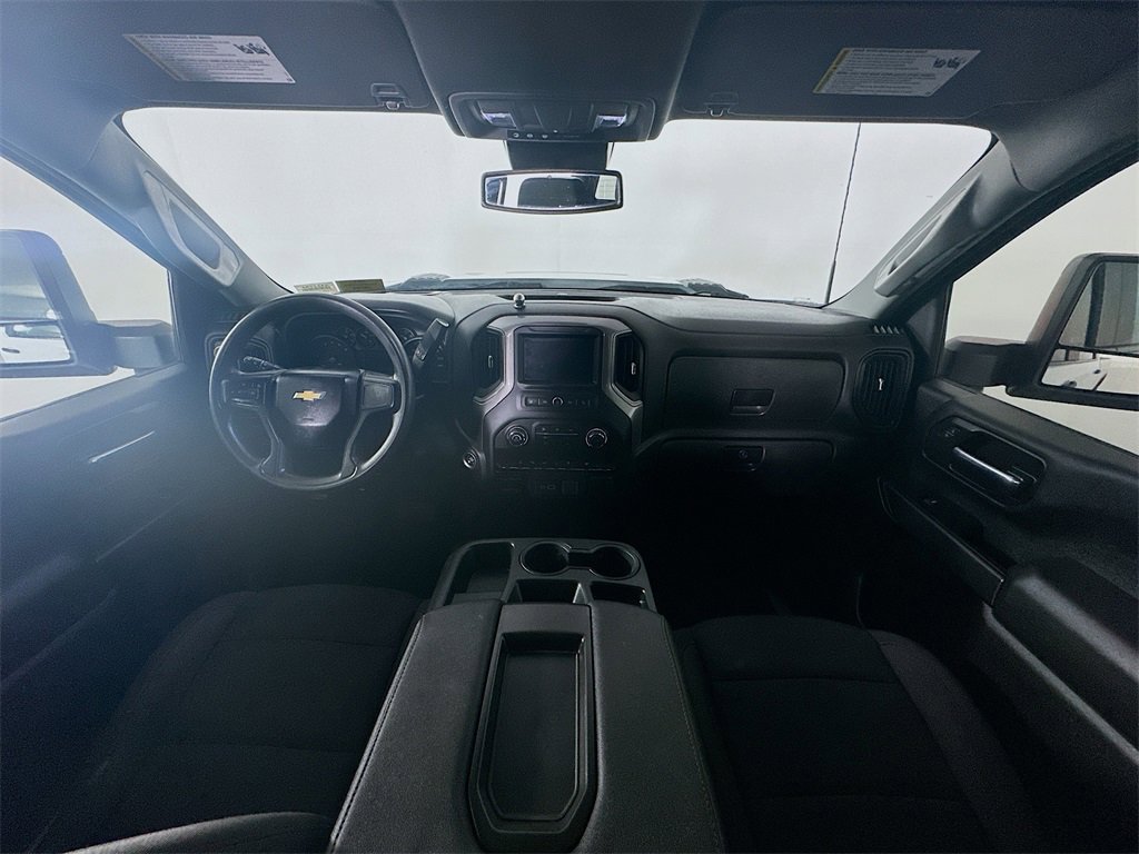 Used 2024 Chevrolet Silverado 2500 Custom w/ Custom Value Package image 10