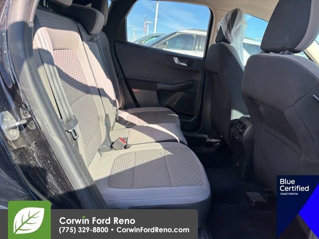 Used 2020 Ford Escape SE image 16