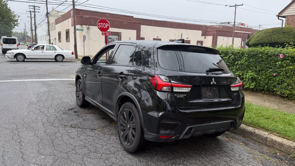 Used 2024 Mitsubishi Outlander Sport LE AWD/4WD image 7