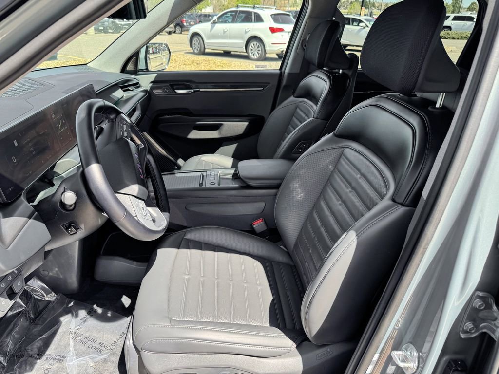 Used 2024 Kia EV9 Land AWD/4WD image 15