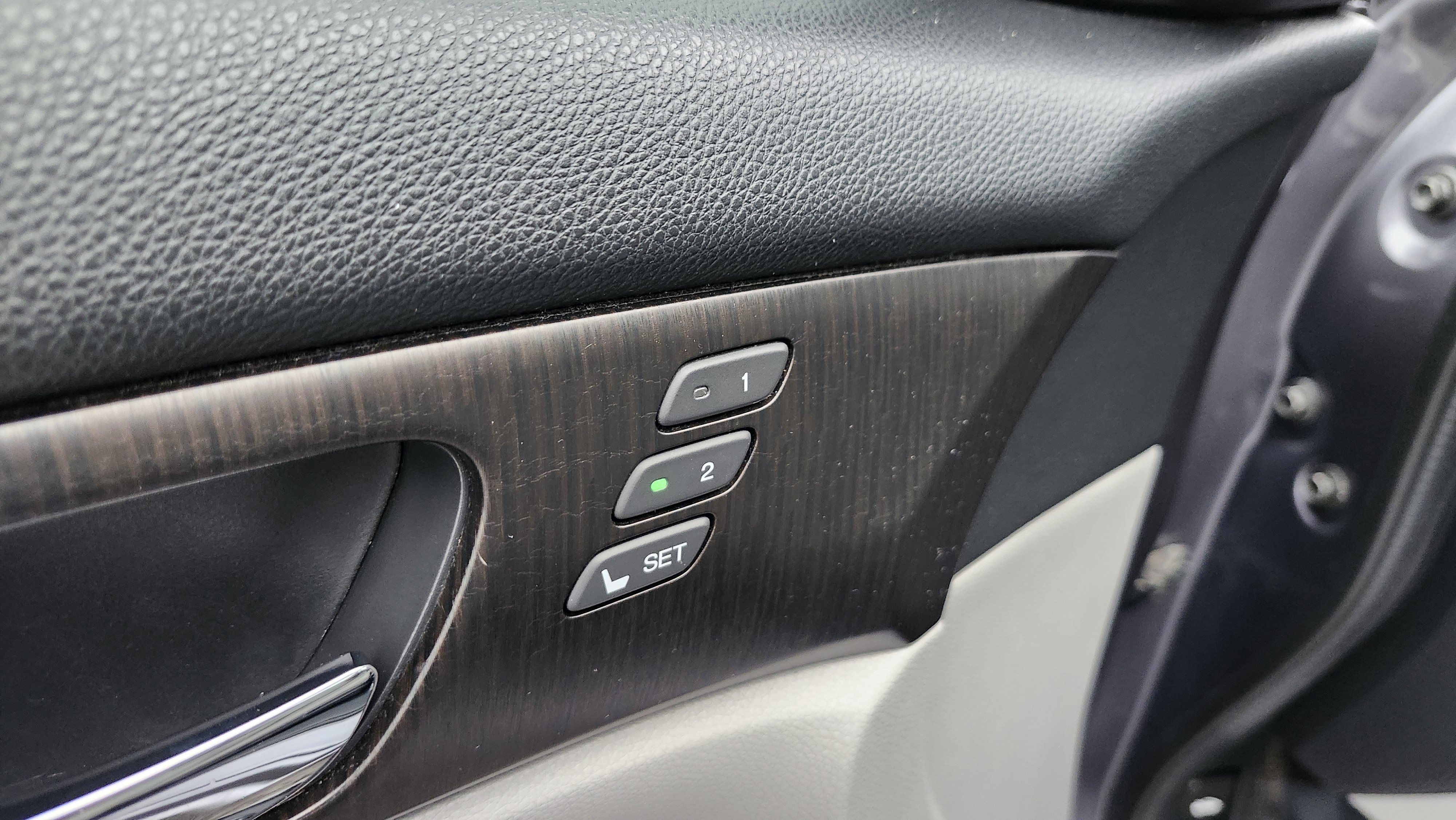 Used 2013 Honda Accord EX-L image 24