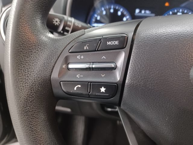 Used 2023 Chevrolet TrailBlazer LT FWD image 19