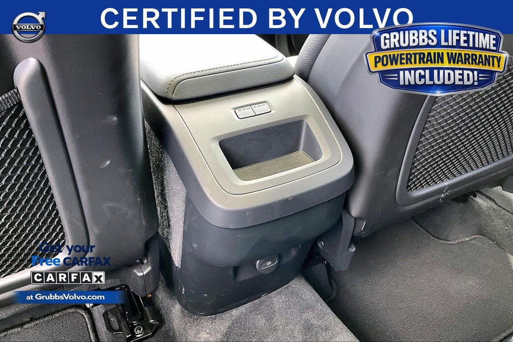 Used 2025 Volvo XC60 B5 Plus AWD/4WD image 30