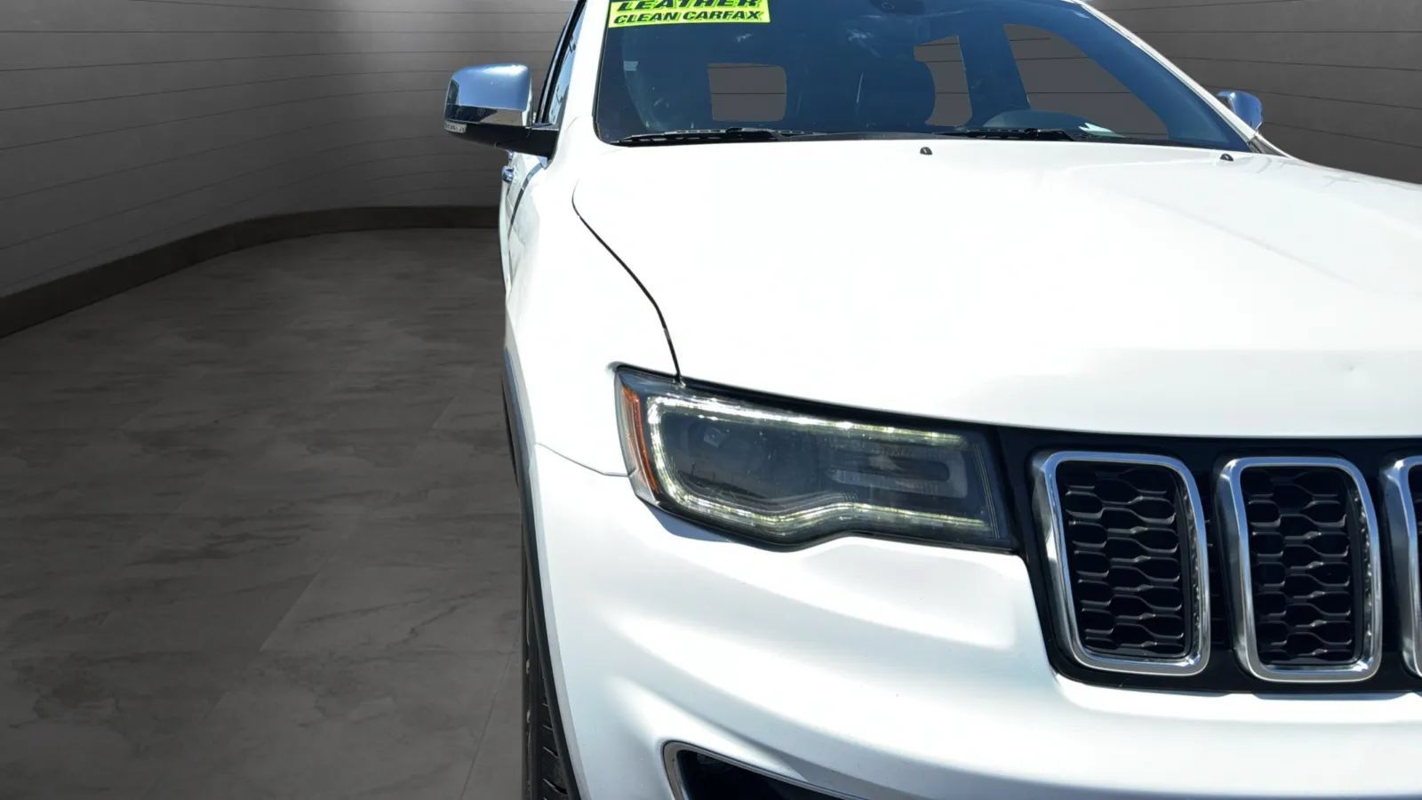 Used 2017 Jeep Grand Cherokee Limited w/ Luxury Group II RWD image 44