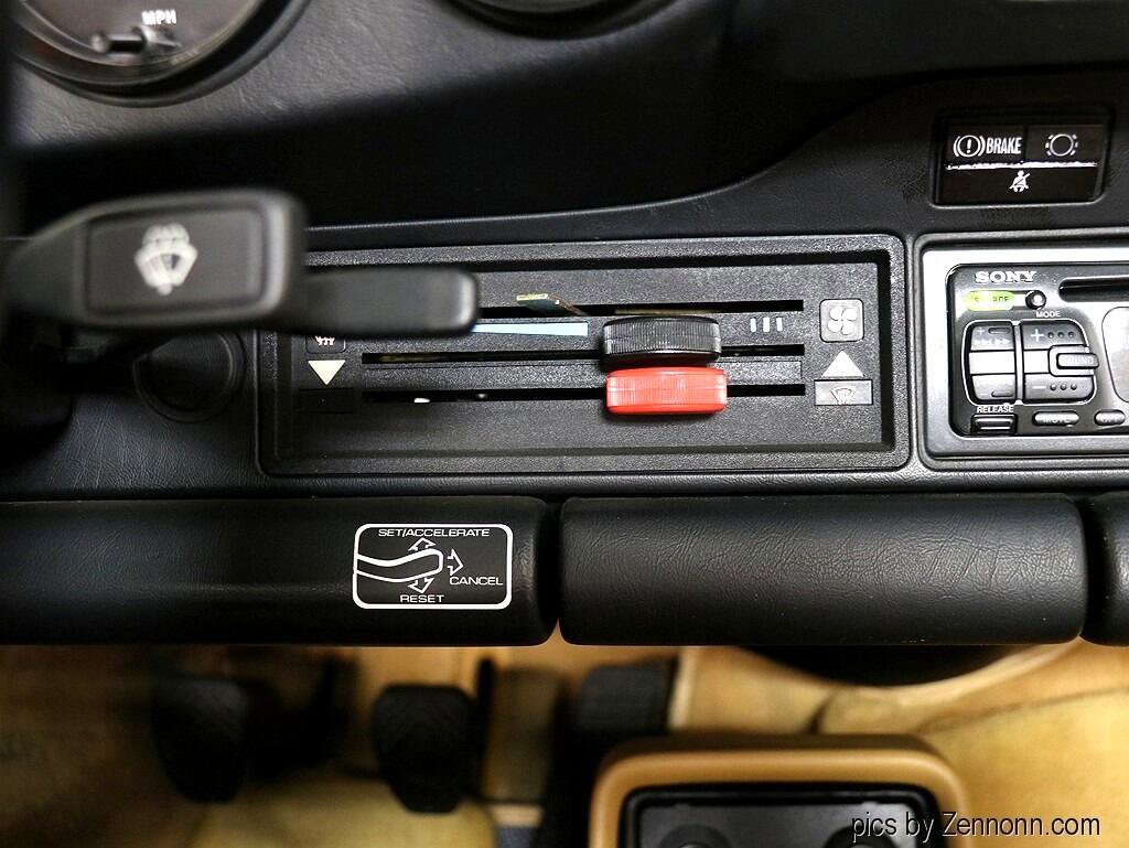 Used 1988 Porsche 911 Carrera image 25