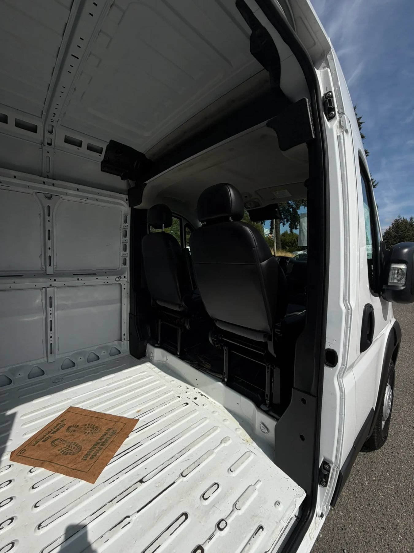 Used 2023 RAM ProMaster 2500 FWD image 19