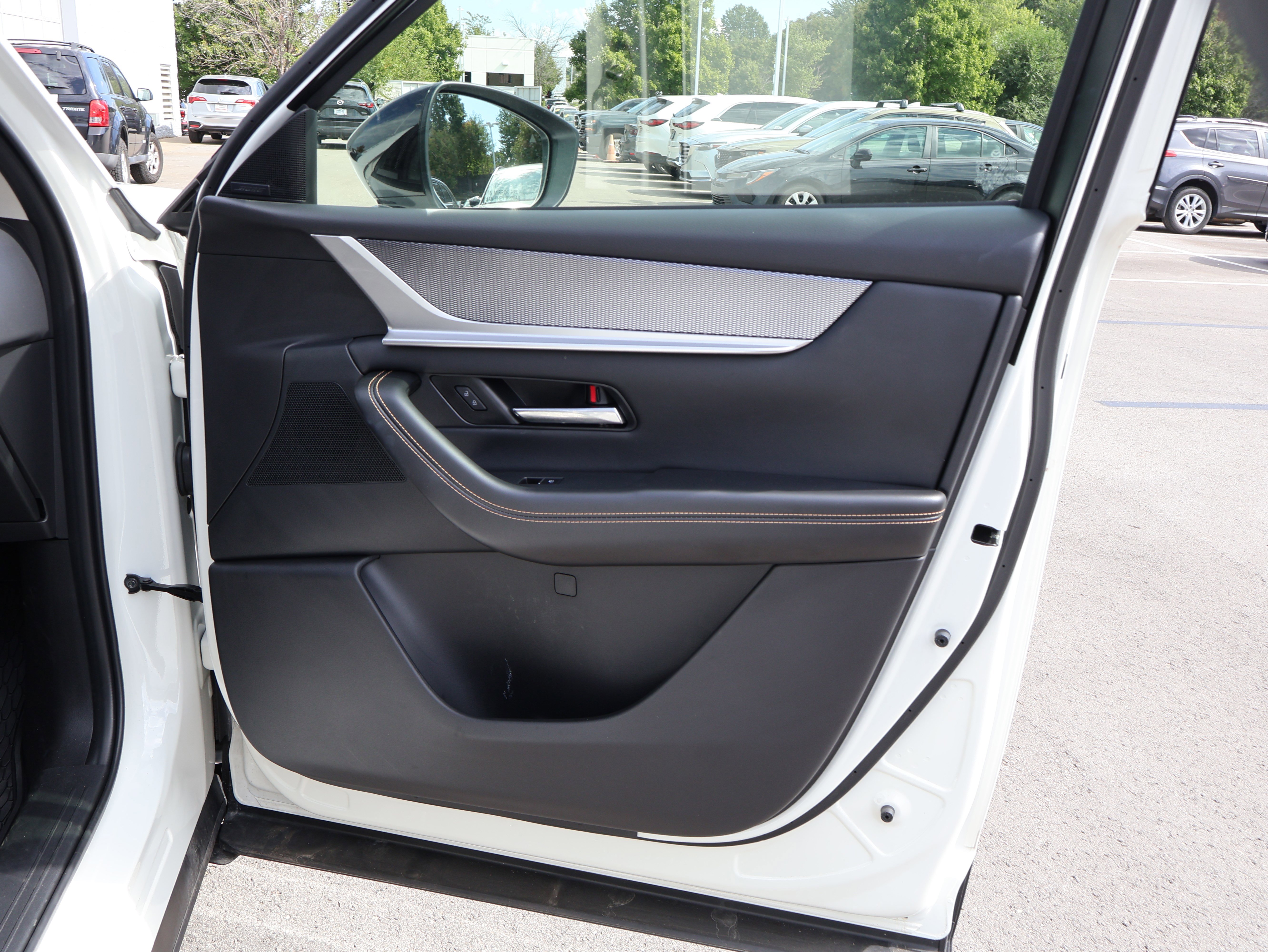 Used 2025 MAZDA CX-70 3.3 Turbo w/ Premium Package image 10