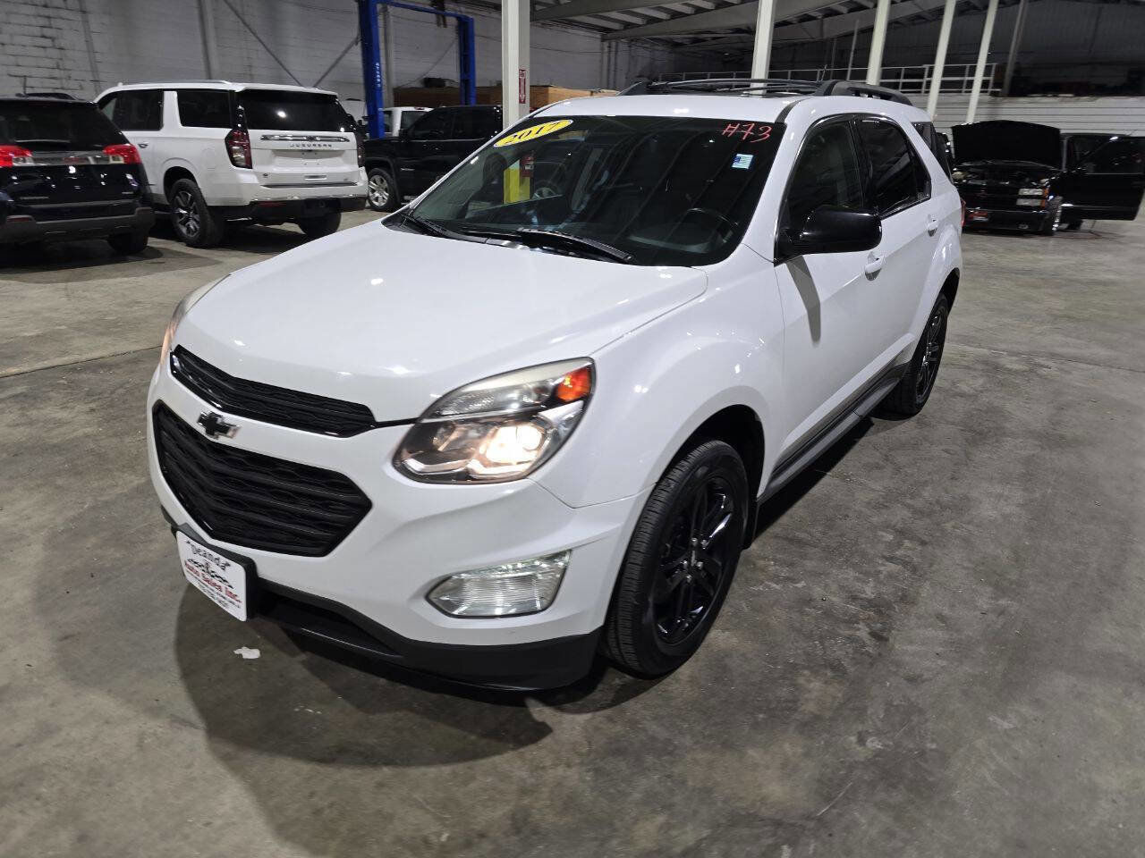 Used 2017 Chevrolet Equinox LT w/ Sport Edition AWD/4WD image 3