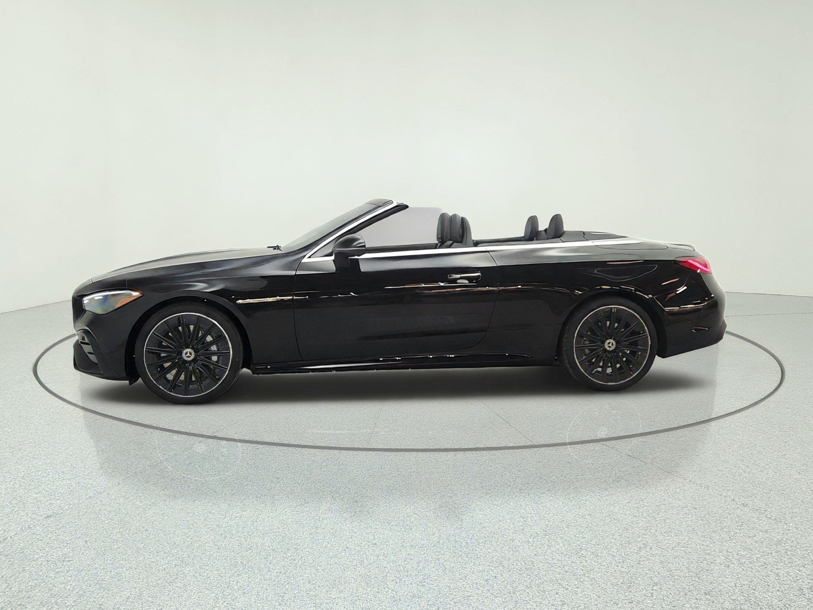 New 2027 Mercedes-Benz CLE 450 4MATIC Cabriolet image 8